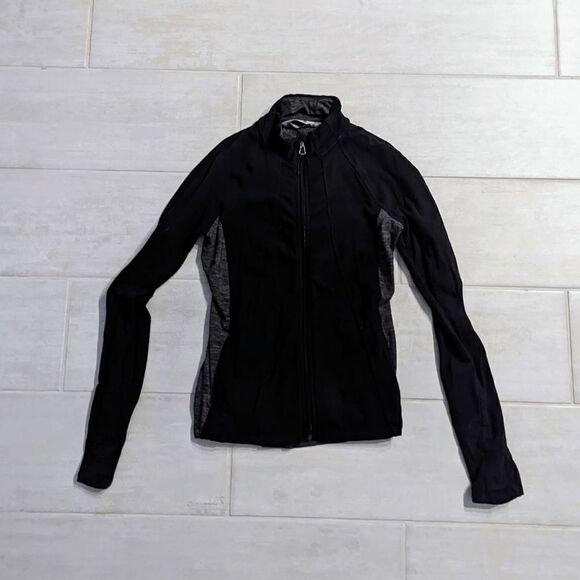 Women's ATHLETA Black Grey Criss Cross Hope Full Zip Jacket 964370 XSmall EUC - Picture 3 of 7